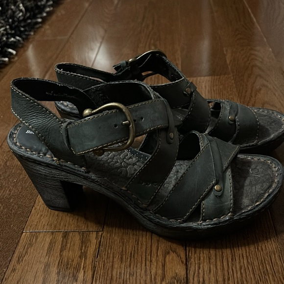 Born Platform Black Sandals- Size 7- Excellent Condition - Picture 4 of 11